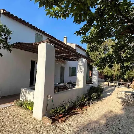 Villa Grand Mas Provencal, A 200m, Parking Prive Ferme, Piscine Chauffee *
