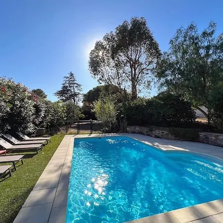 Grand Mas Provencal, A 200m, Parking Prive Ferme, Piscine Chauffee Sainte-Maxime